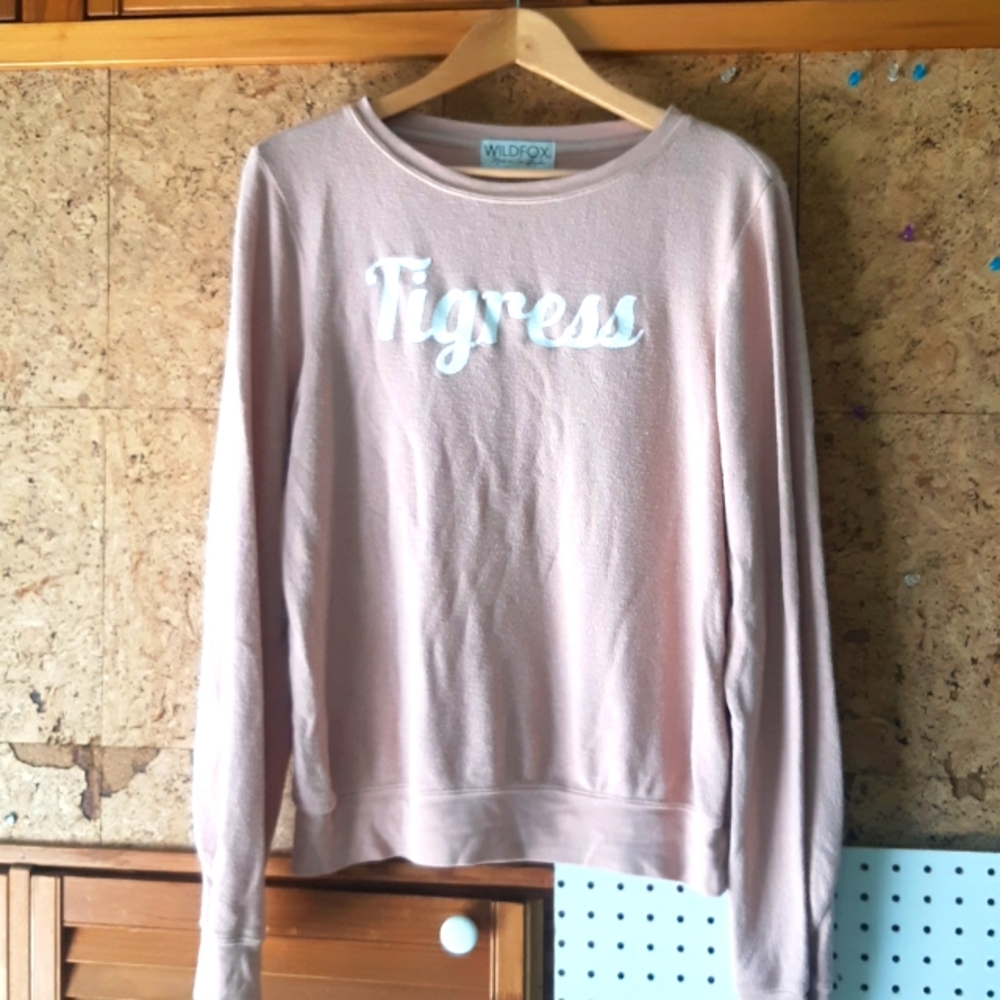 Wild Fox, Size Medium, long-sleeved shirt, pink